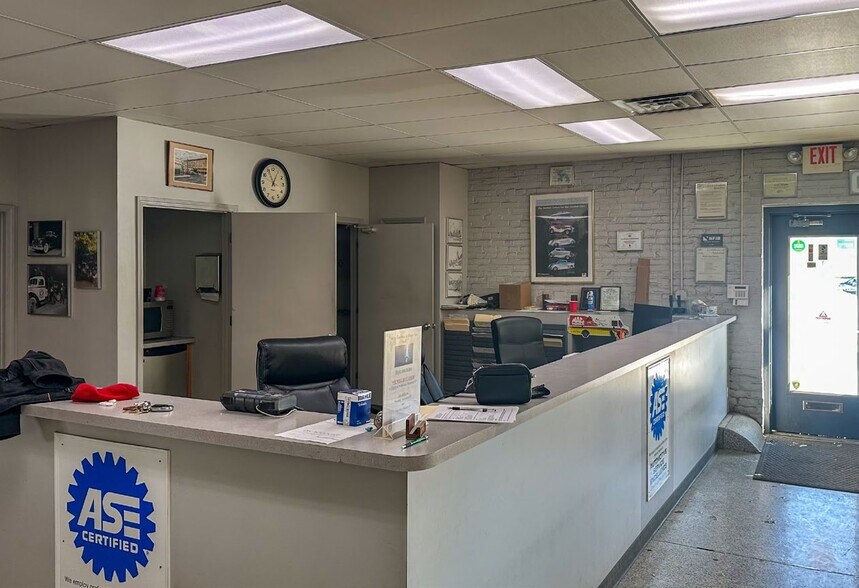 More Photos Of , Saint Louis Industrial For Sale