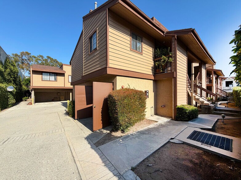 More Photos Of 314 Lincoln Ave, Glendale Apartments For Sale