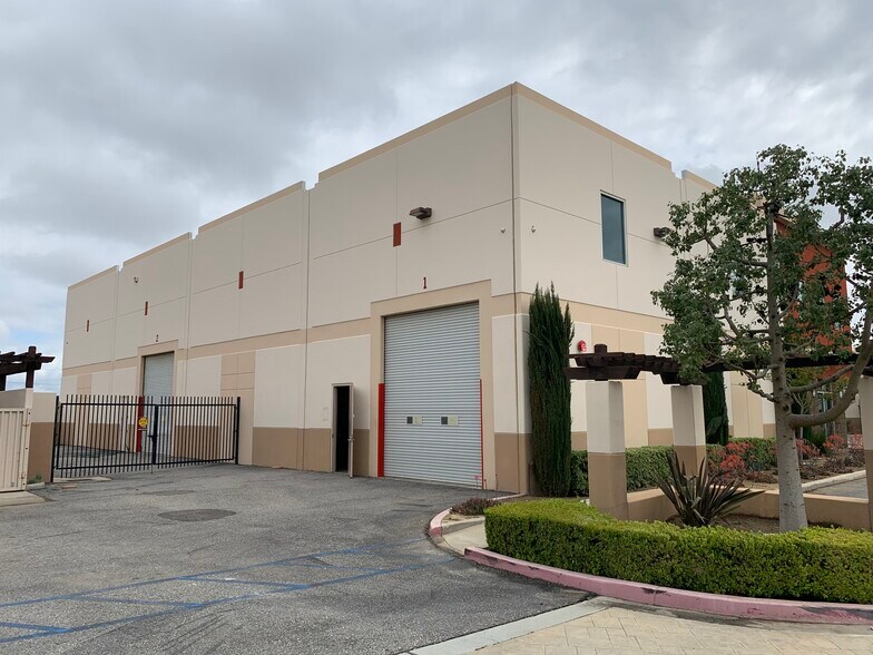 Primary Photo Of 3468 Webster Ave, Perris Manufacturing For Lease