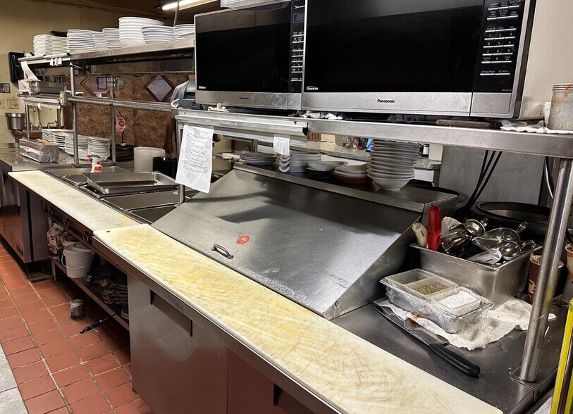 More Photos Of 812 Ulster Ave, Kingston Freestanding For Sale