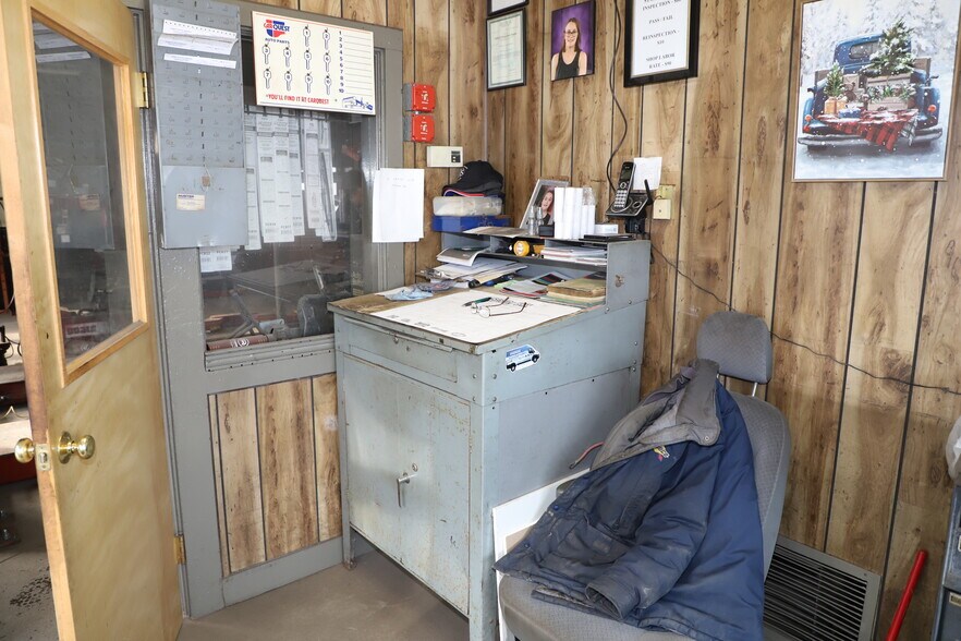 More Photos Of 229 Canal St, Brattleboro Auto Salvage Facility For Sale