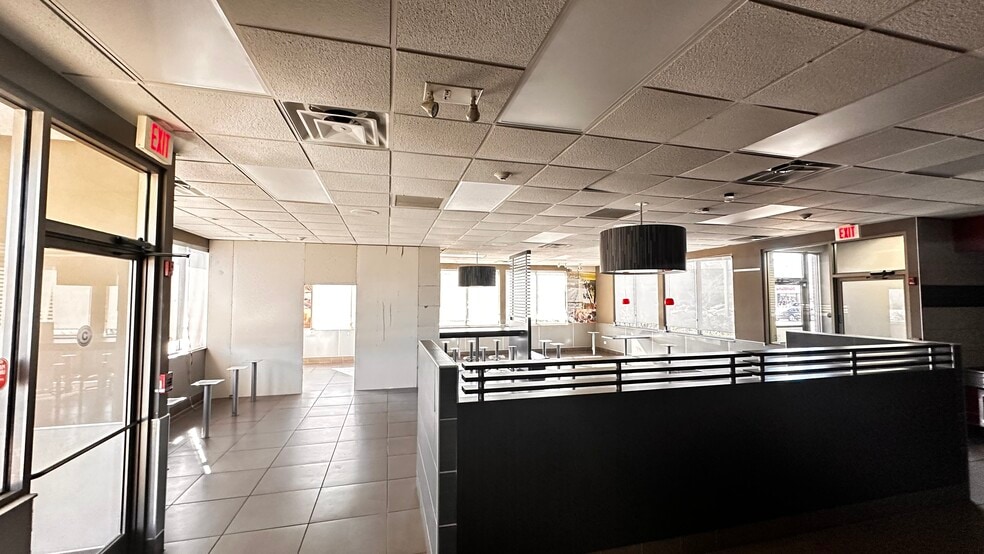 More Photos Of 34528 N Highway 45, Third Lake Fast Food For Lease