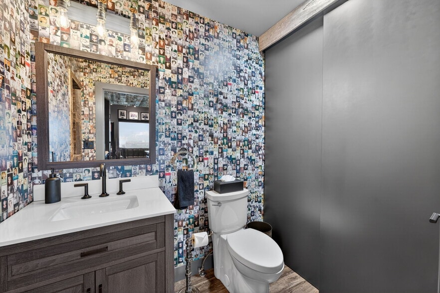 More Photos Of 1750 120 Av NE, Calgary Warehouse For Sale