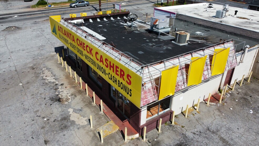 More Photos Of 4496 Glenwood Rd, Decatur Freestanding For Lease