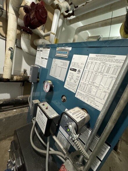 More Photos Of 1695 Lexington Ave, New York Apartments For Sale