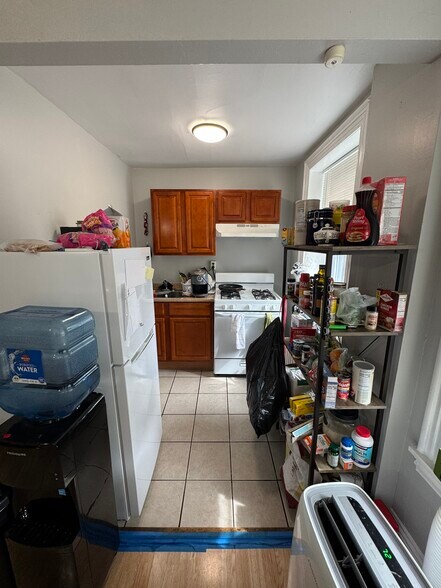 More Photos Of 1641 W Girard Ave, Philadelphia Office Residential For Sale