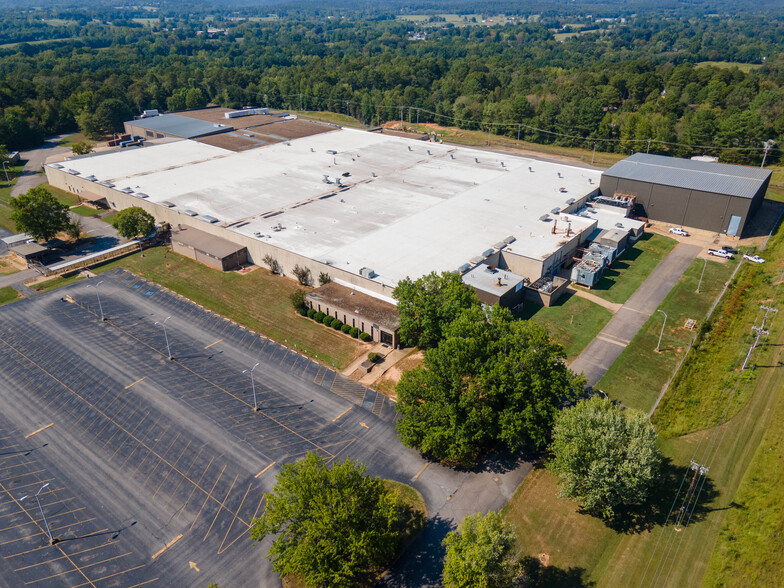 Primary Photo Of 1904 W Clark Rd, Clarksville Manufacturing For Sale