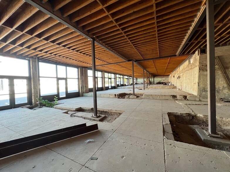 More Photos Of 700 Cotton St, Shreveport Office Residential For Lease