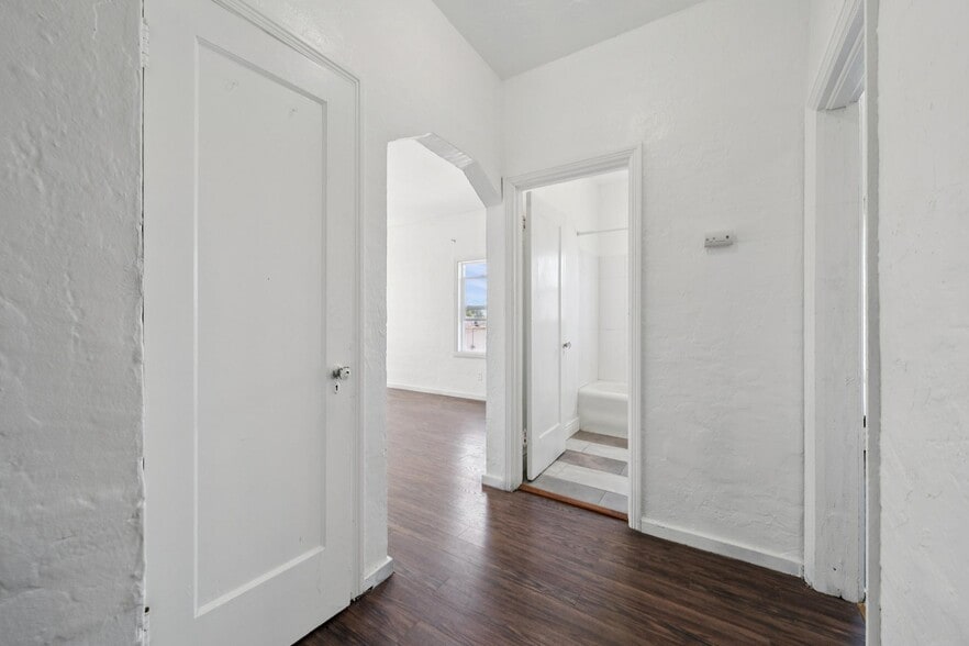 More Photos Of 1360 Berkeley Way, Berkeley Apartments For Sale