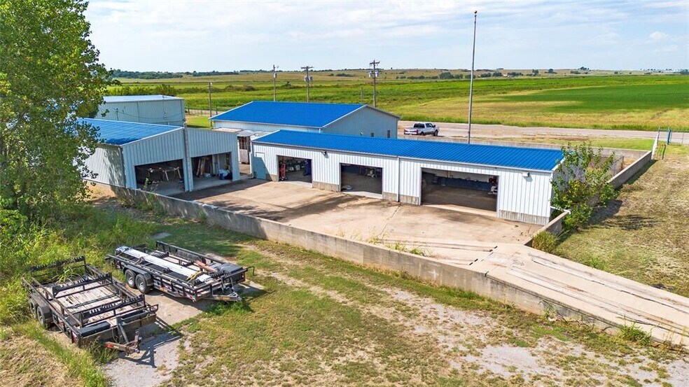 More Photos Of 2249 County Street 2810, Chickasha Industrial For Sale