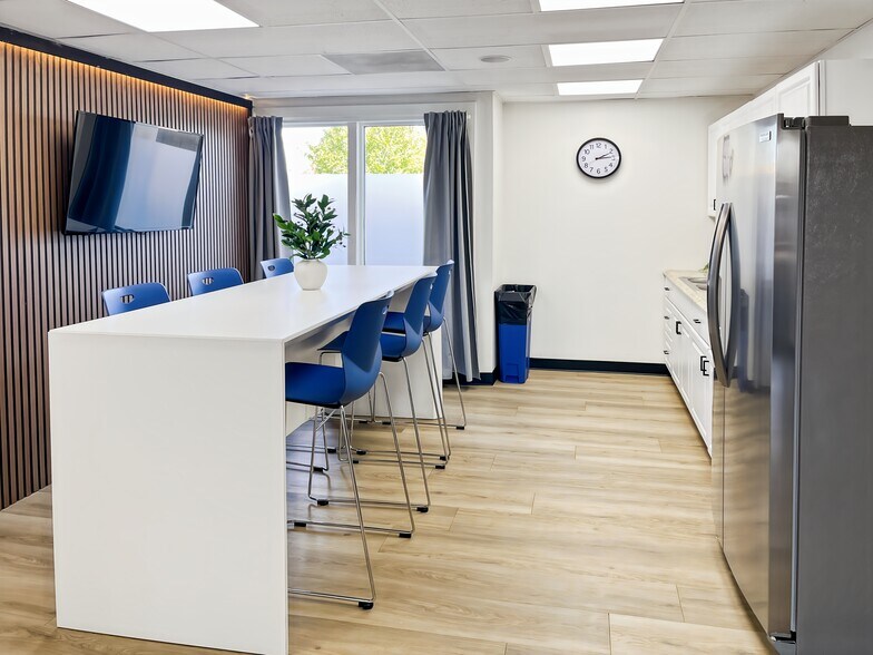 More Photos Of 4641 N 12th St, Phoenix Coworking Space