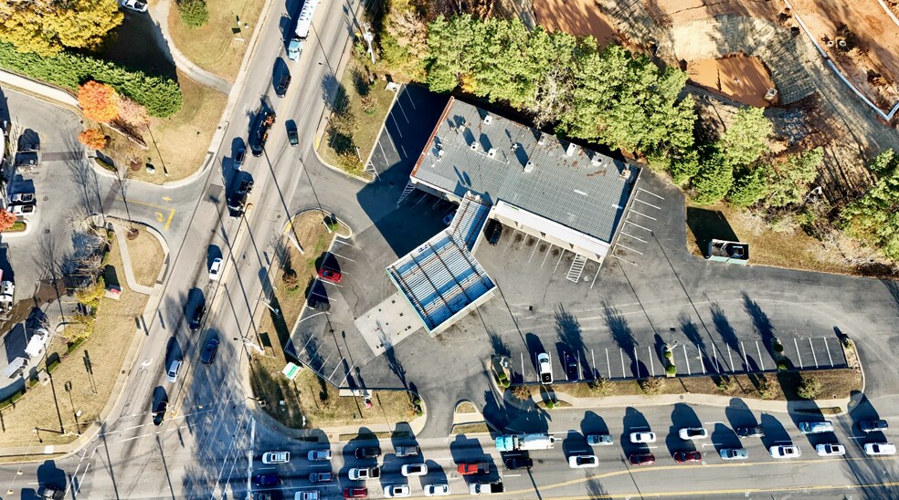 More Photos Of 860 Heckle Blvd, Rock Hill Unknown For Lease