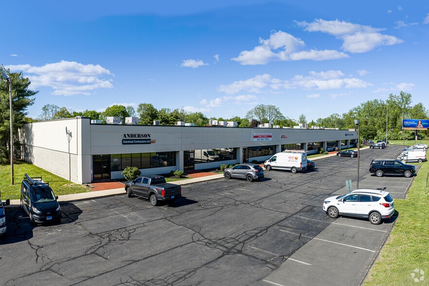 More Photos Of 111-121 Roberts St, East Hartford Business Park For Lease