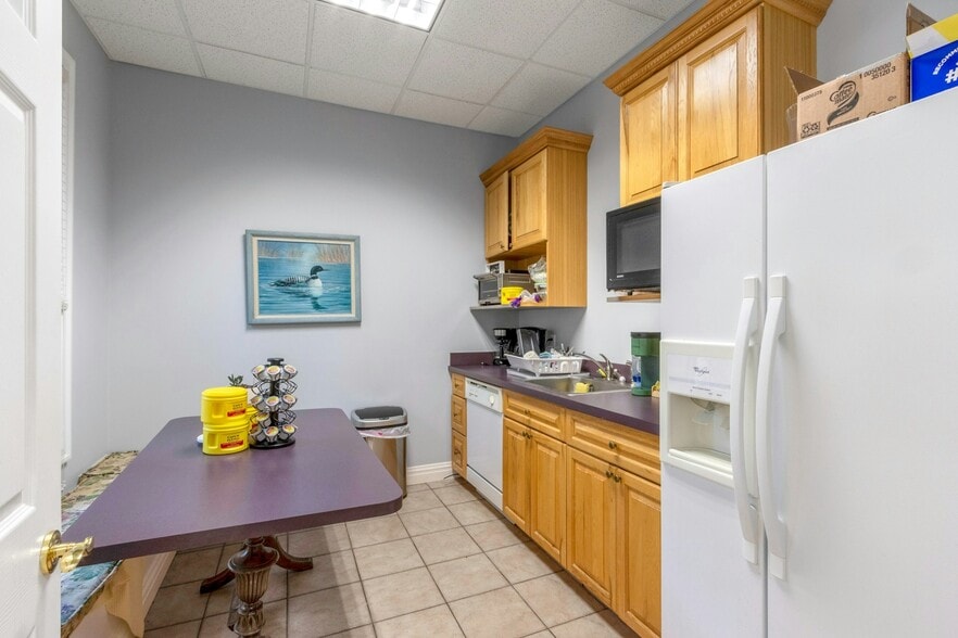 More Photos Of 161 Mckinley St, Closter Office For Sale