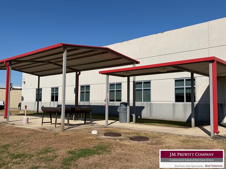 More Photos Of 5795 Hagner Road Rd, Beaumont Office For Sale