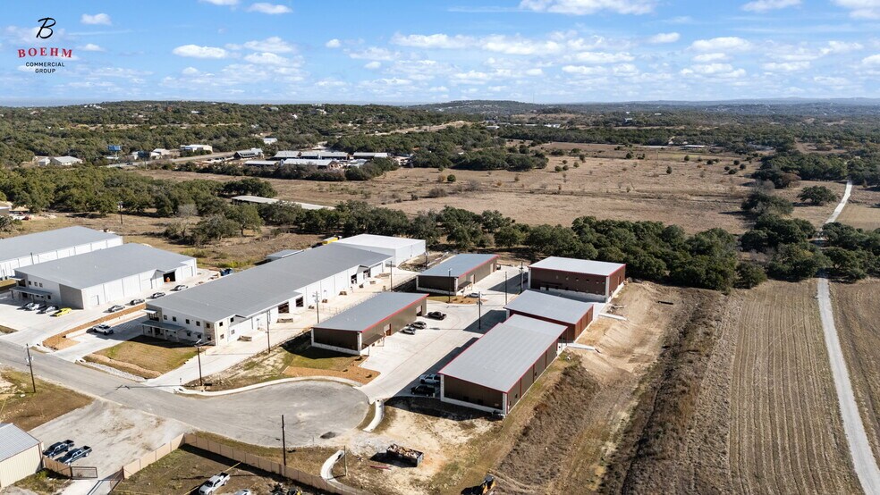 More Photos Of 52 Worth Dr, Boerne Warehouse For Lease