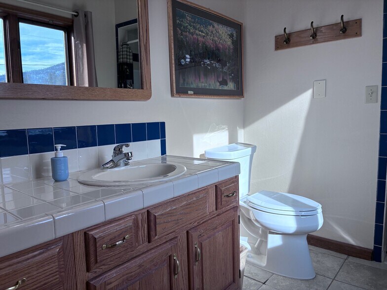 More Photos Of 416 Grand Ave, Grand Lake Hotel For Sale