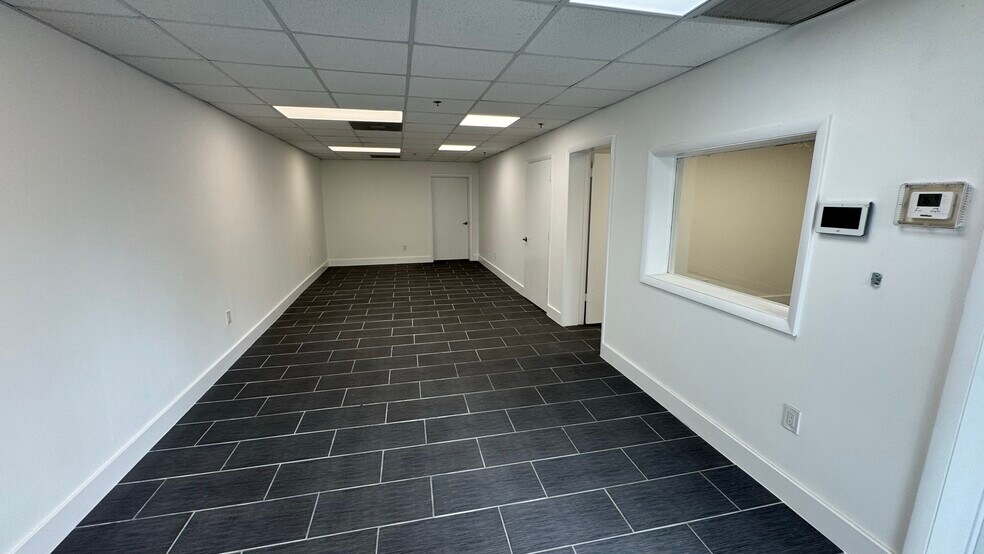 More Photos Of 7441-7571 NW 78th St, Medley Warehouse For Lease