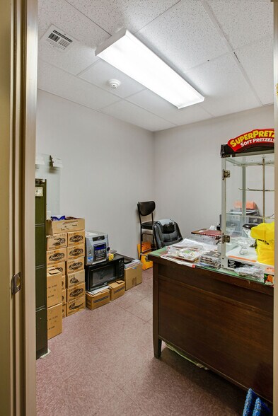 More Photos Of 256 2nd St, Lakewood Storefront For Lease