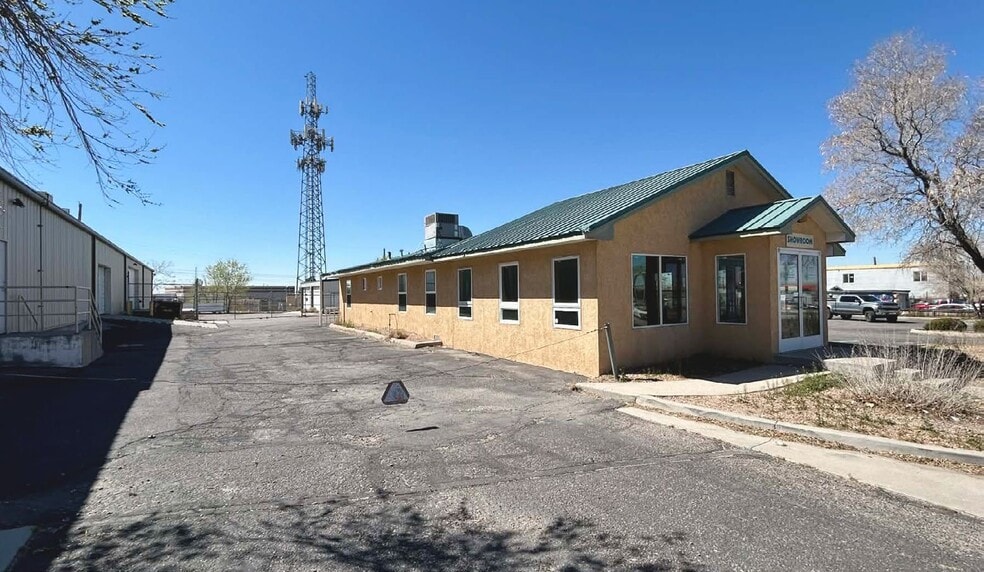 More Photos Of 808 Gibson Blvd SE, Albuquerque Manufacturing For Lease