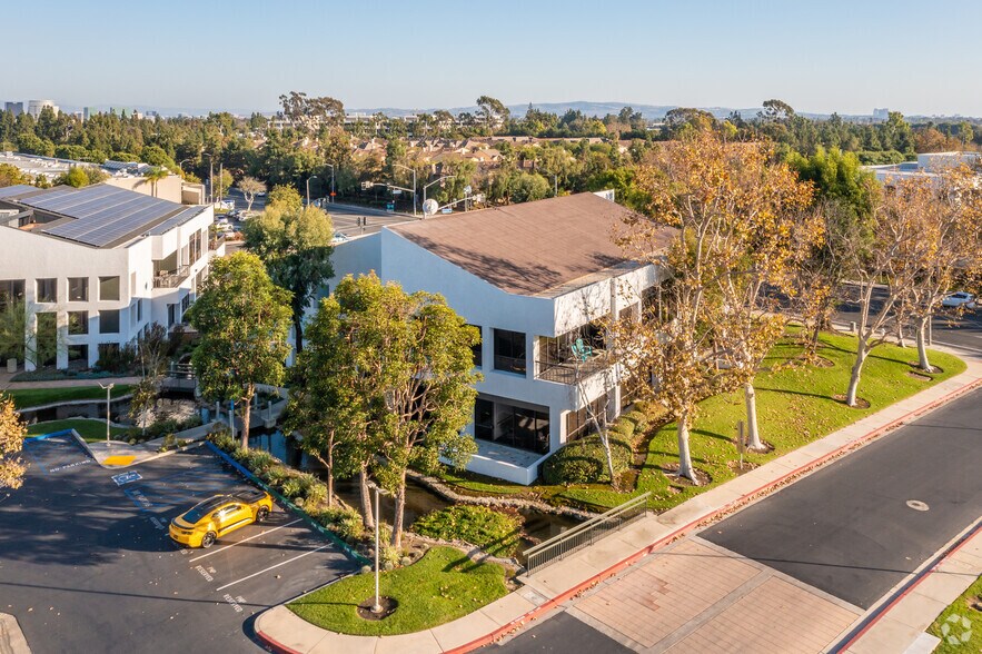 More Photos Of 3401 W Sunflower Ave, Santa Ana Office For Lease