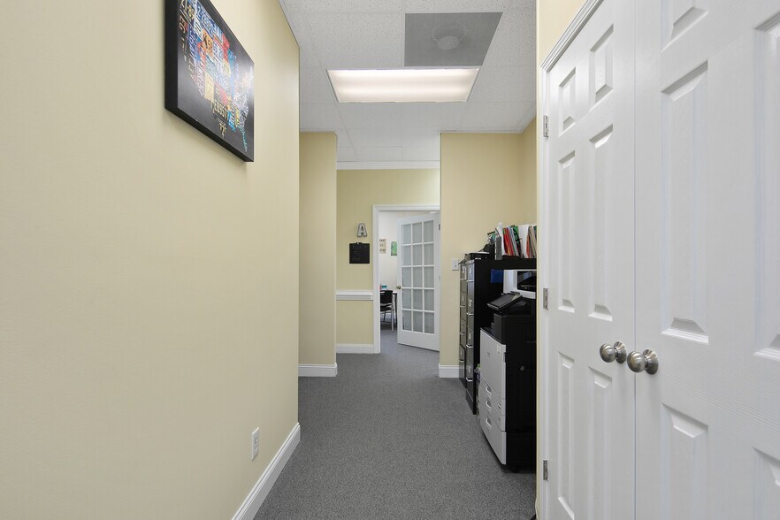 More Photos Of 2915 Raeford Rd, Fayetteville Medical For Lease