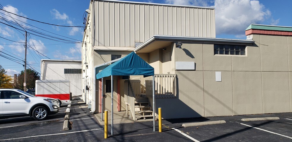 More Photos Of 1416 Union Blvd, Allentown Storefront Retail Office For Lease