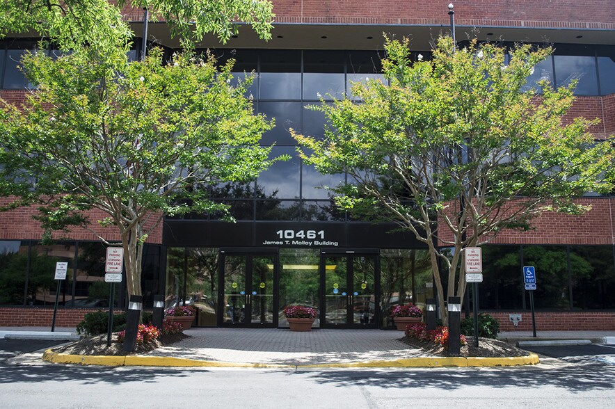 More Photos Of 10461 White Granite Dr, Oakton Office For Lease