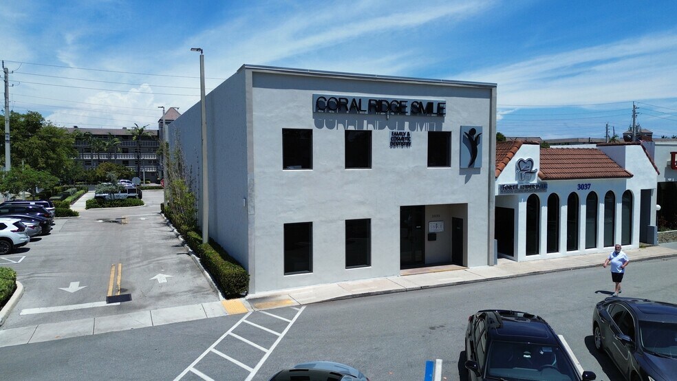 More Photos Of 3035 E Commercial Blvd, Fort Lauderdale Medical For Sale