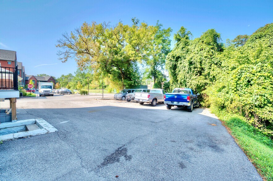 More Photos Of 33 N Fort Thomas Ave, Fort Thomas Office For Sale