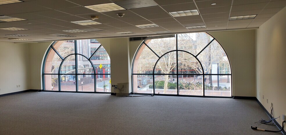More Photos Of 128-130 N Brand Blvd, Glendale Office For Lease