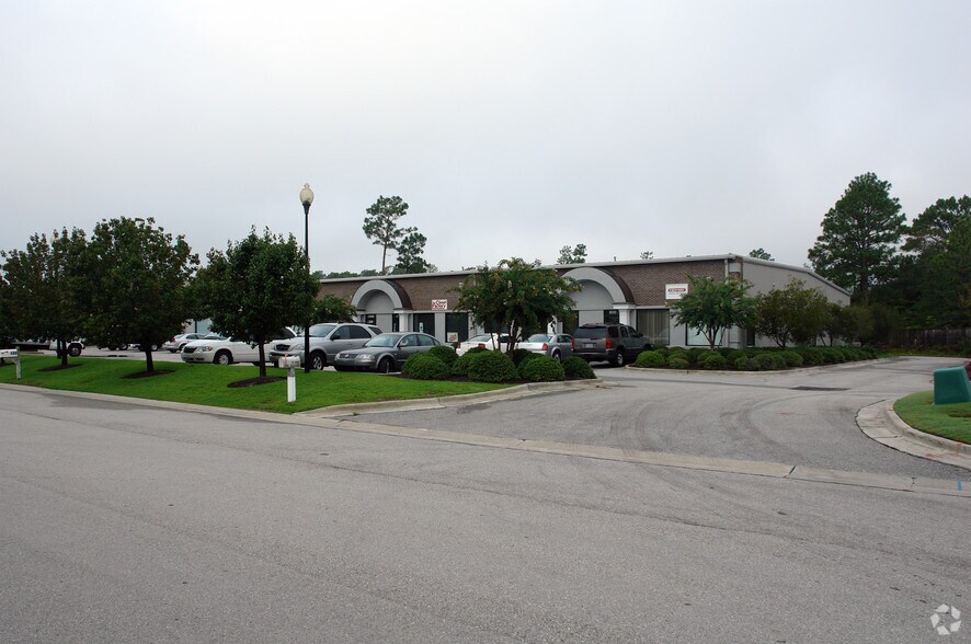 Primary Photo Of 2105 Capital Dr, Wilmington Warehouse For Lease