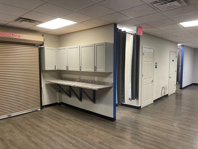 More Photos Of 6124-6142 Roswell Rd, Atlanta Storefront For Lease