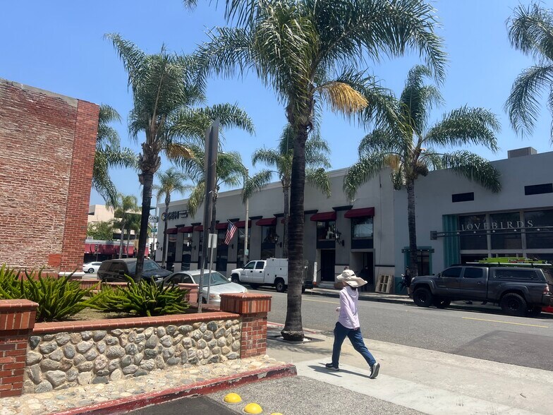 More Photos Of 17 S 1st St, Alhambra Restaurant For Sale