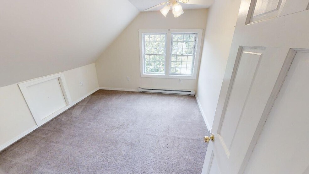 More Photos Of 763 Massachusetts Ave, Lunenburg General Retail For Sale