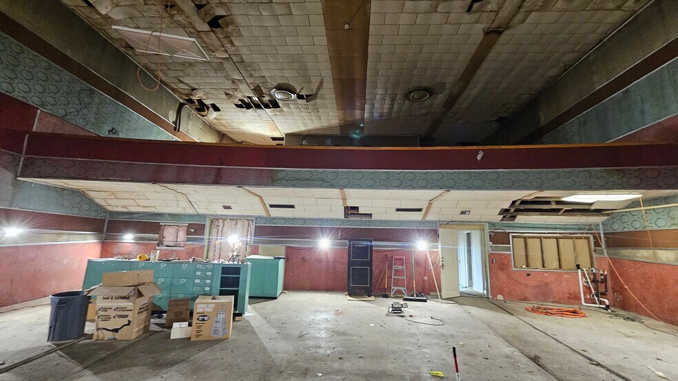 More Photos Of 546 Main St, Gooding Storefront For Sale