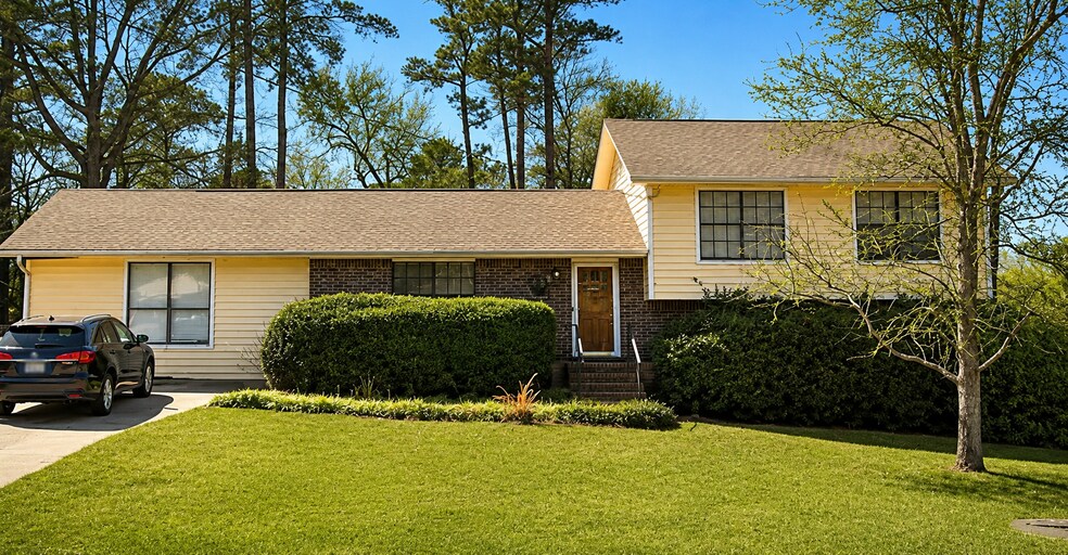 More Photos Of 1410 June St, Griffin Specialty For Sale