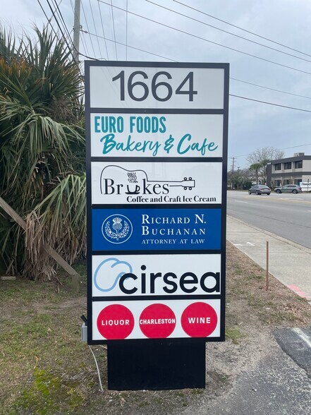 More Photos Of 1664 Old Towne Rd, Charleston Unknown For Lease