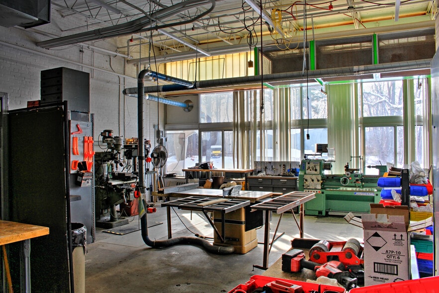 More Photos Of 150 Congress St, Keene Industrial For Sale