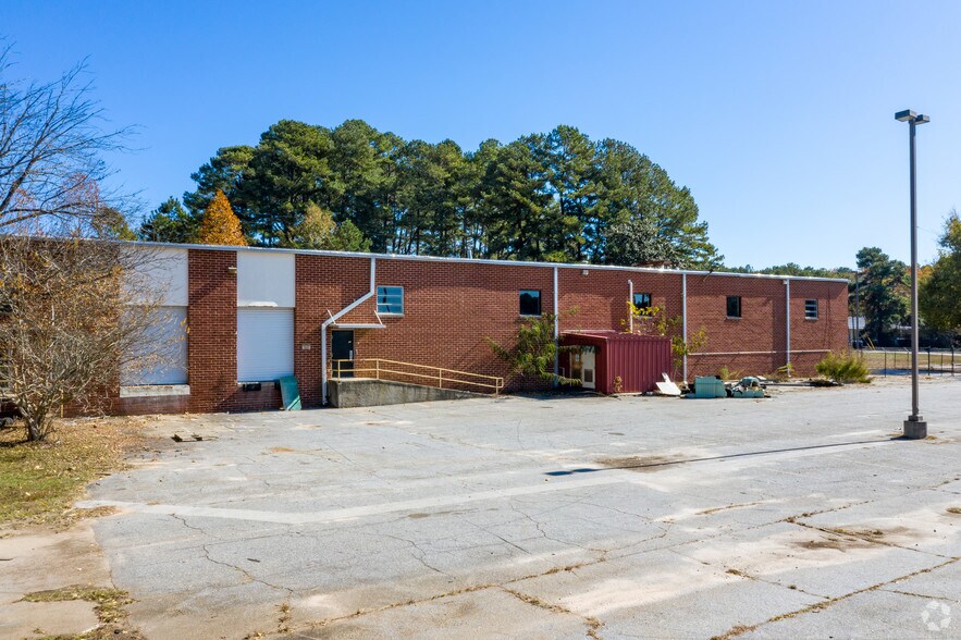 More Photos Of 4445 Wendell Dr SW, Atlanta Distribution For Lease