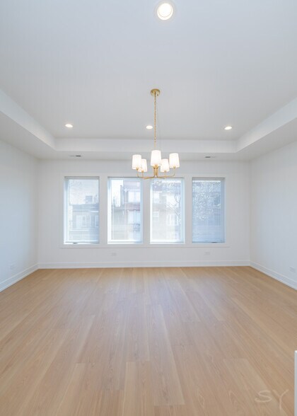 More Photos Of 6044 Eberhart ave, Chicago Apartments For Sale