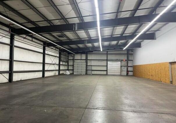 More Photos Of 3625 Old 44 Dr, Redding Freestanding For Lease