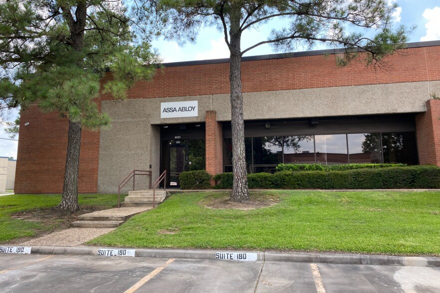 More Photos Of 9001 Jameel Rd, Houston Unknown For Lease
