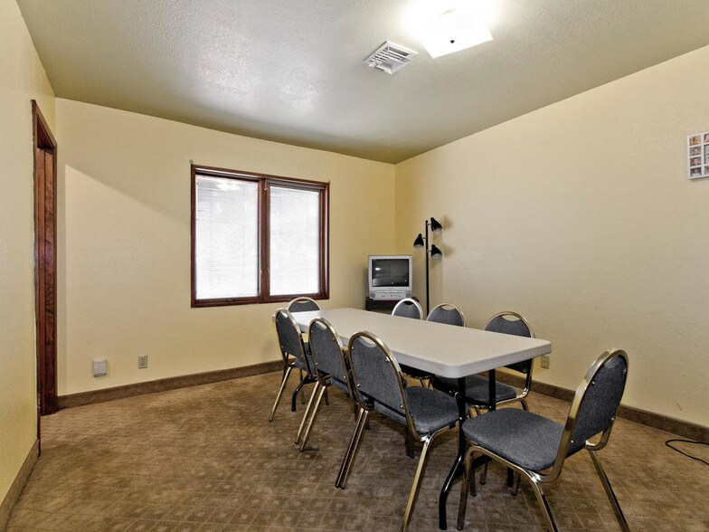 More Photos Of 2675 Westwind Rd, Las Vegas Specialty For Sale