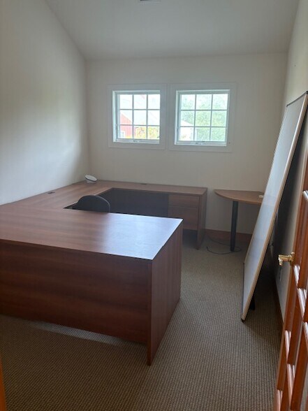 More Photos Of 330 Farm Ln, Doylestown Office For Lease
