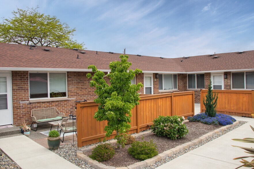 More Photos Of , Tacoma Multifamily For Sale