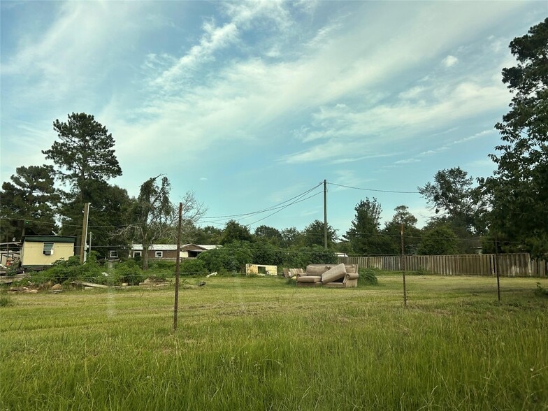 More Photos Of 11029 Tammy Cir, Plantersville Manufactured Housing Mobile Home Park For Sale