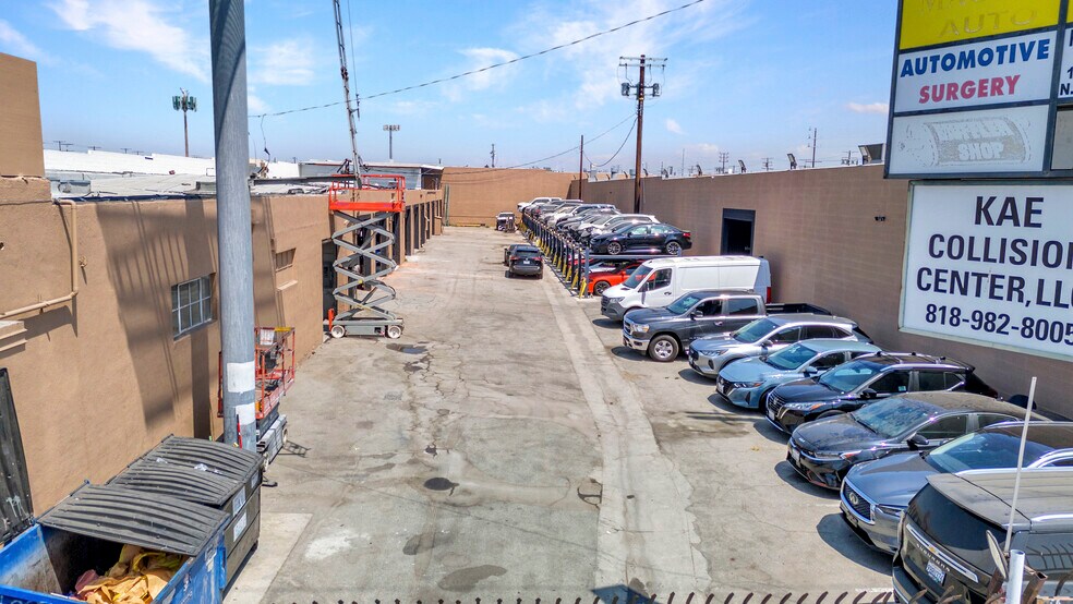 More Photos Of 13329 Sherman Way, North Hollywood Auto Repair For Sale