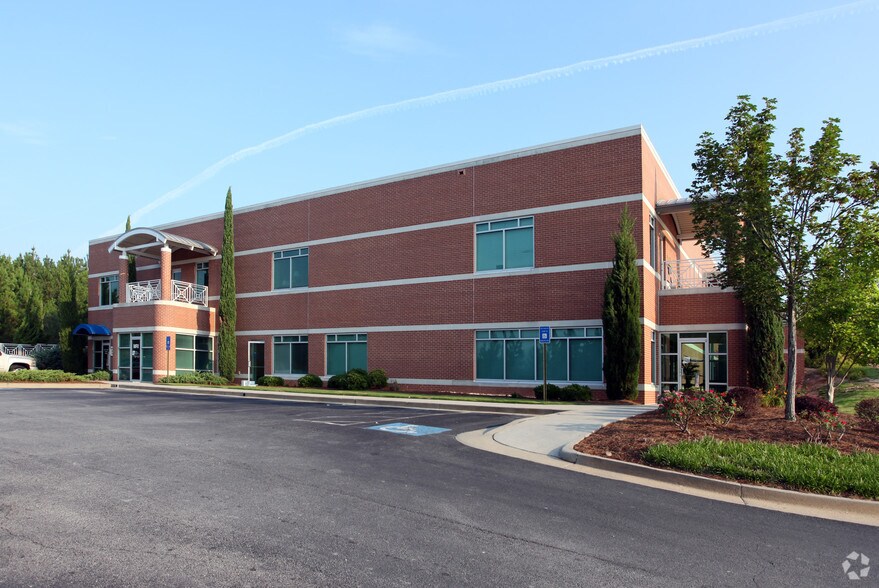 More Photos Of 915-921 Eagles Landing Pky, Stockbridge Medical For Lease