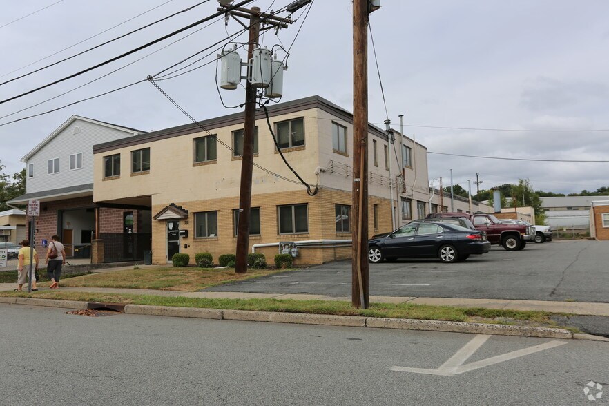 More Photos Of 156 Huron Ave, Clifton Manufacturing For Lease